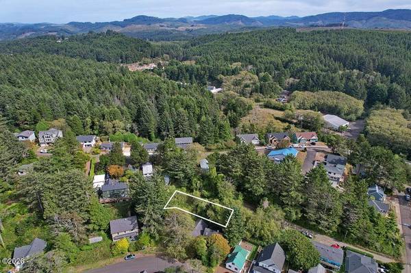 2734 SW Dune CT, Lincoln City, OR 97367