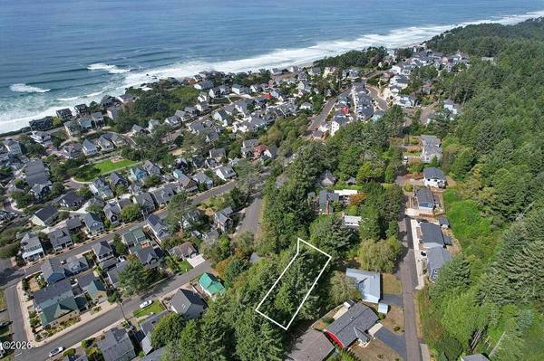 2734 SW Dune CT, Lincoln City, OR 97367