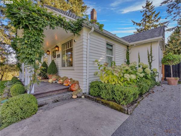 15546 SE CLATSOP ST, Happy Valley, OR 97086