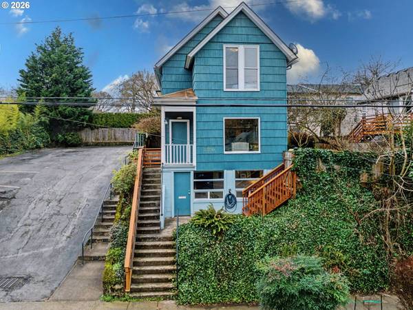 2220 SE YAMHILL ST, Portland, OR 97214