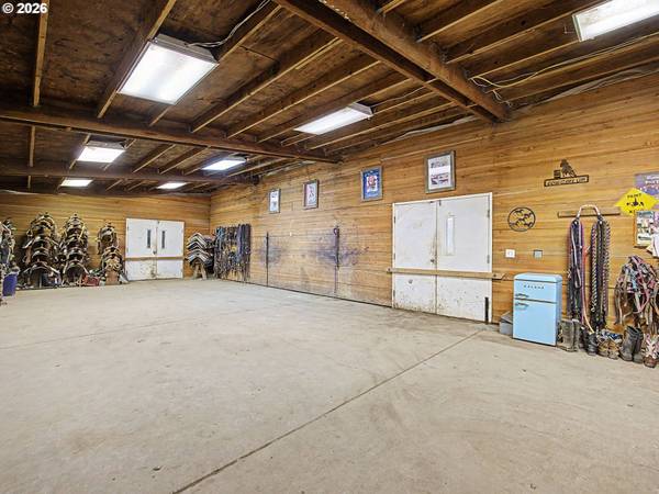 18020 SE RICHEY RD, Gresham, OR 97080
