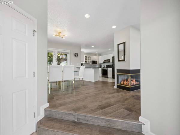 7042 SE 116TH AVE, Portland, OR 97266