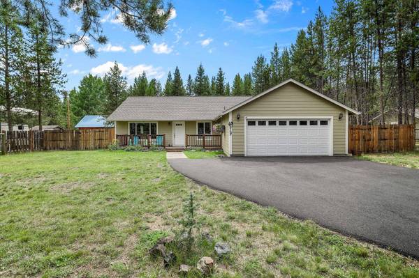 17385 Canvasback DR, Bend, OR 97707
