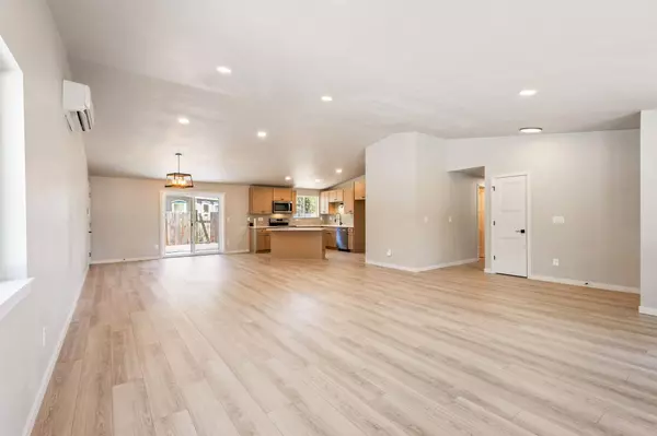 16769 Century DR, Bend, OR 97707