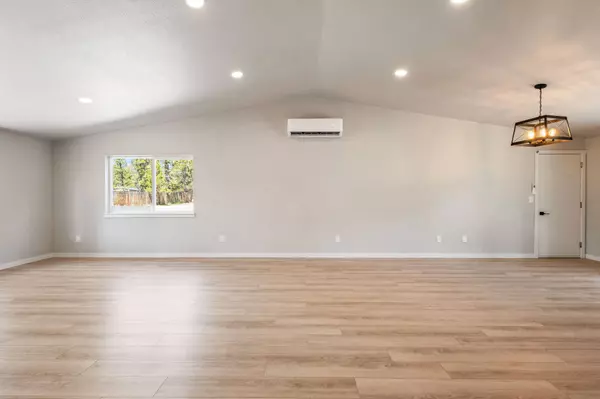 16769 Century DR, Bend, OR 97707