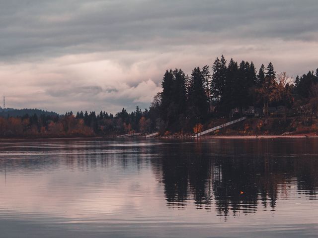 West Linn, Oregon along the water