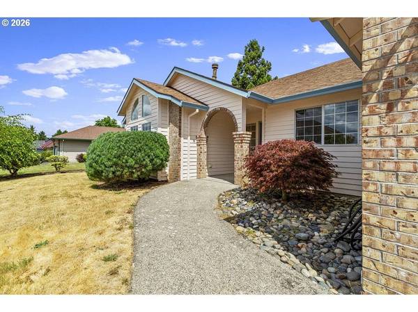 2730 NE ROBERTS AVE, Gresham, OR 97030