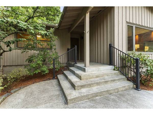 7280 SW BRENNE LN, Portland, OR 97225