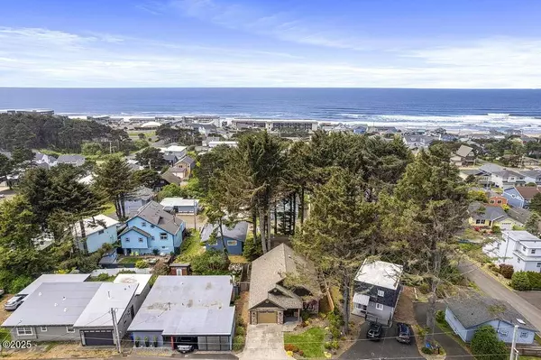 3117 NW Neptune AVE, Lincoln City, OR 97367