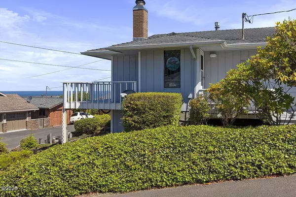 45 Heiberg ST, Depoe Bay, OR 97341