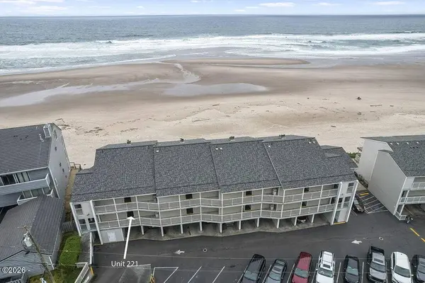 171 SE Hwy 101, Lincoln City, OR 97367