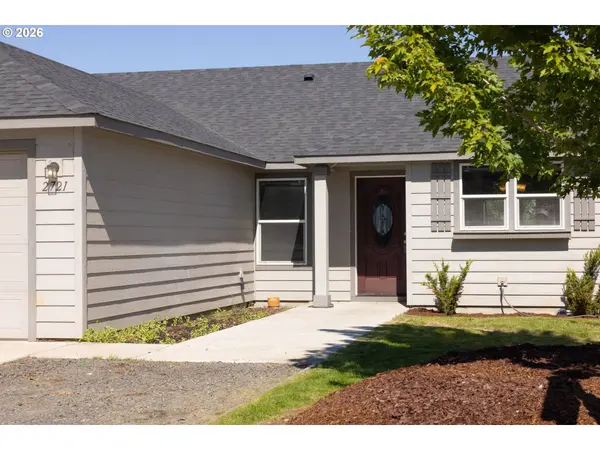 2721 NE 6TH DR, Redmond, OR 97756