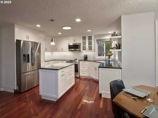 16008 NE 26TH ST, Vancouver, WA 98684