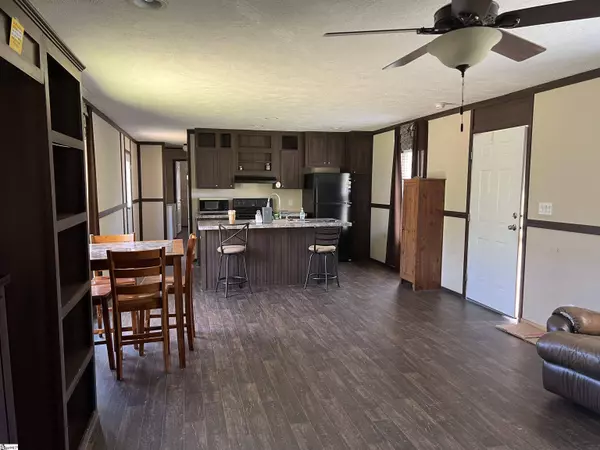 76 Log Cabin Drive, Ware Shoals, SC 29692