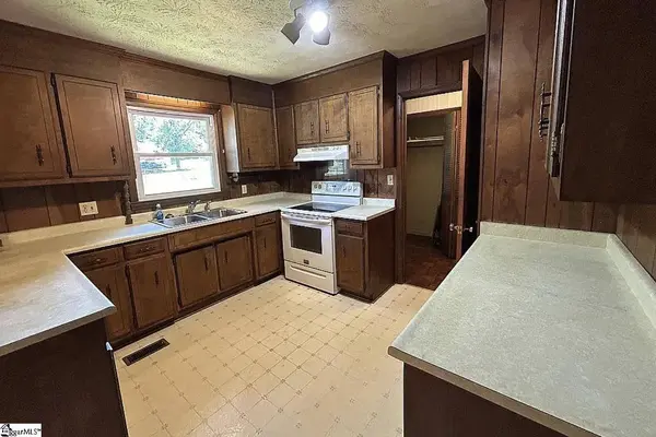 630 Old Anderson Road, Greenville, SC 29611