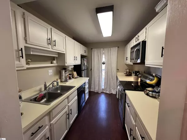 126 Avant Street, Spartanburg, SC 29302