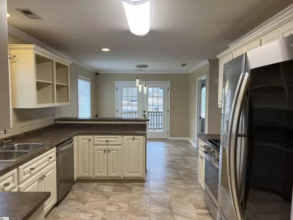 107 Regency Walk, Pickens, SC 29671