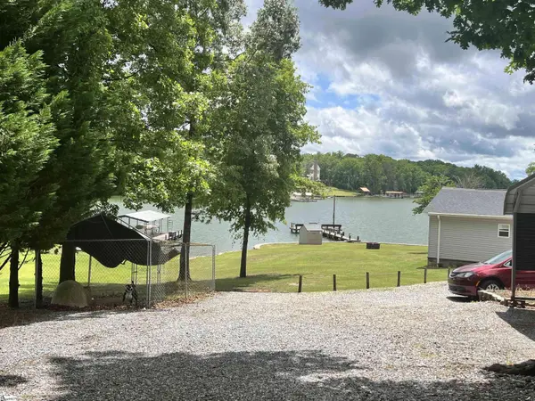 92 Bridgewater Court, Iva, SC 29655
