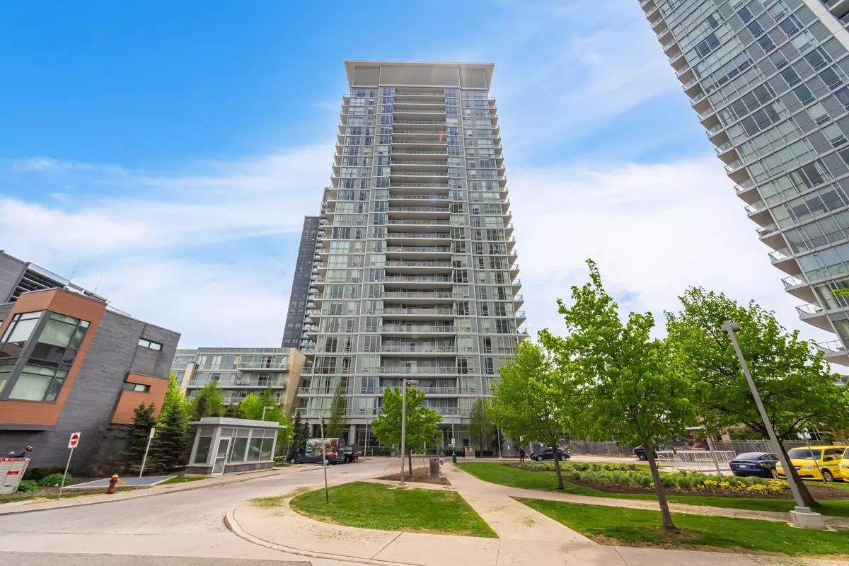 Toronto, ON M2J 0B6,62 Forest Manor Rd #306