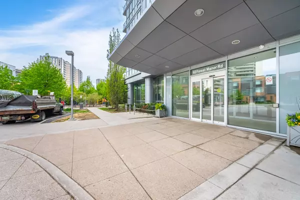 Toronto, ON M2J 0B6,62 Forest Manor Rd #306