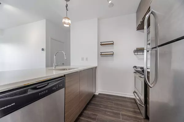 Toronto, ON M2J 0B6,62 Forest Manor Rd #306