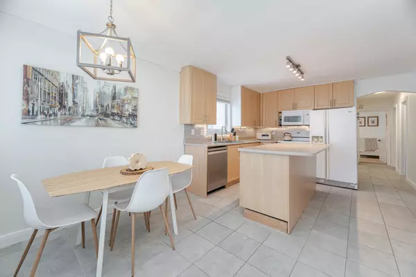 Toronto, ON M1M 2E4,18 Adanac Dr