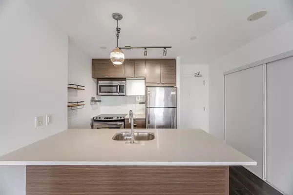 Toronto, ON M2J 0B6,62 Forest Manor Rd #306