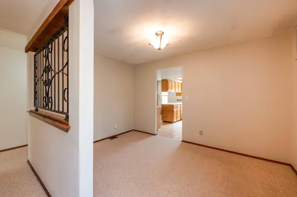2604 Nakomis DR NE, Albuquerque, NM 87112
