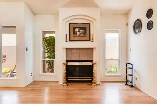 7215 GALLINAS AVE NE, Albuquerque, NM 87109