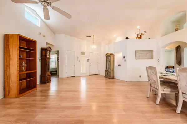 7215 GALLINAS AVE NE, Albuquerque, NM 87109