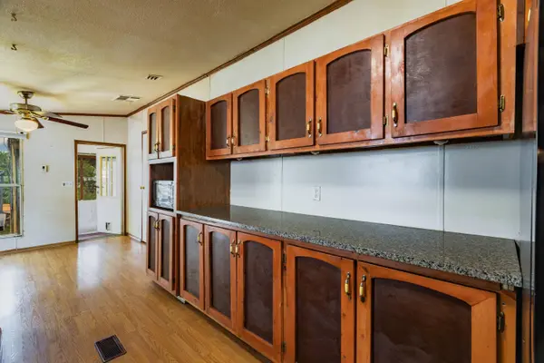 1639 FERRIS AVE SW, Albuquerque, NM 87105