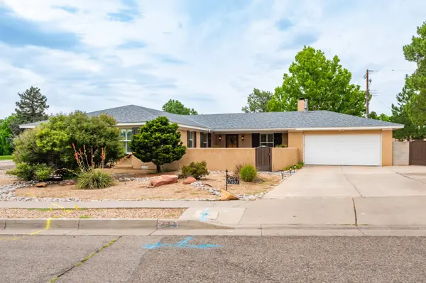 7601 GLADDEN AVE NE, Albuquerque, NM 87110