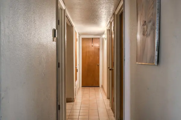 2249 RAYMAC RD SW, Albuquerque, NM 87105