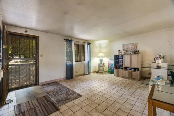 2249 RAYMAC RD SW, Albuquerque, NM 87105