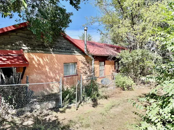 1106 New Mexico AVE, Las Vegas, NM 87701