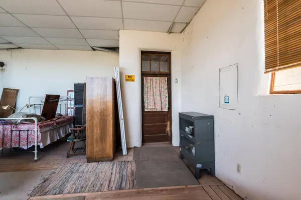 91 S Alamillo RD, San Acacia, NM 87831