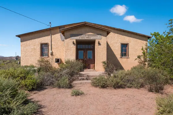 91 S Alamillo RD, San Acacia, NM 87831