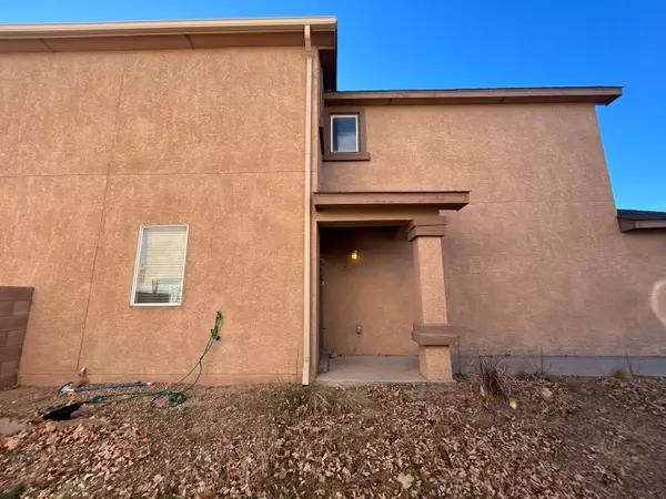 9120 Violet Orchid TRL SW, Albuquerque, NM 87121