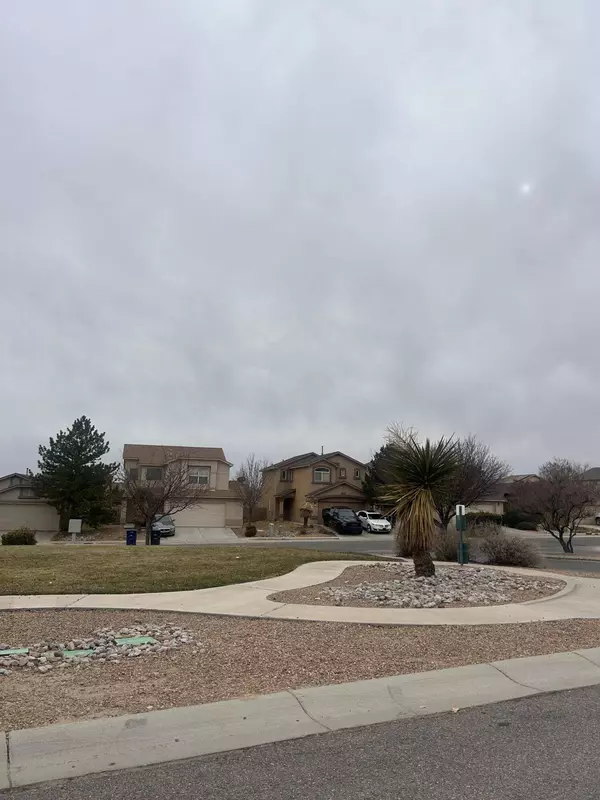 9120 Violet Orchid TRL SW, Albuquerque, NM 87121