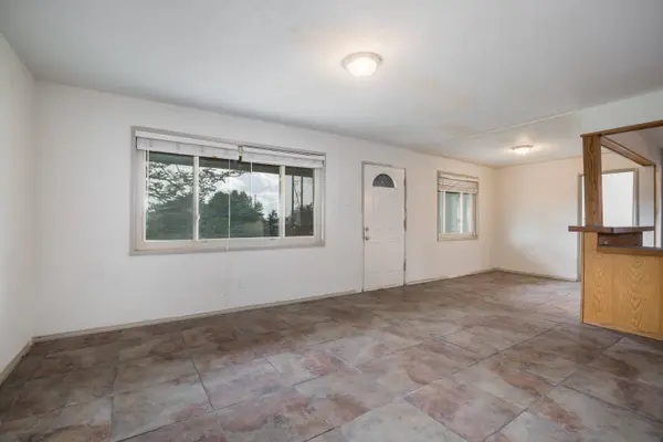 9801 Snowheights BLVD NE, Albuquerque, NM 87112