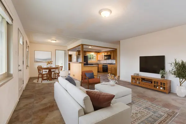 9801 Snowheights BLVD NE, Albuquerque, NM 87112