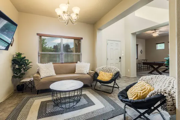 2331 Gandert AVE SE, Albuquerque, NM 87106