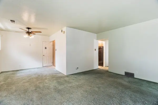 10528 Princess Jeanne AVE NE, Albuquerque, NM 87112