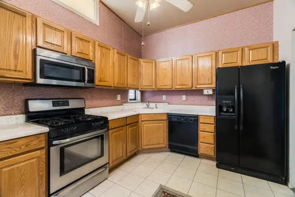 10528 Princess Jeanne AVE NE, Albuquerque, NM 87112