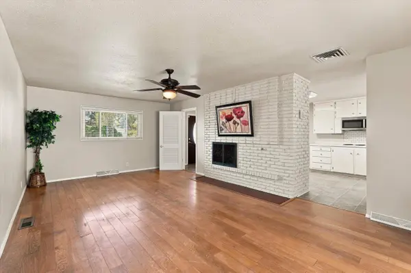7208 Pickard AVE NE, Albuquerque, NM 87110