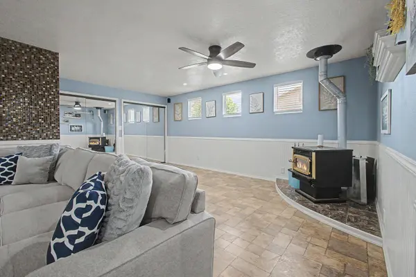 115 Ventura RD, Belen, NM 87002