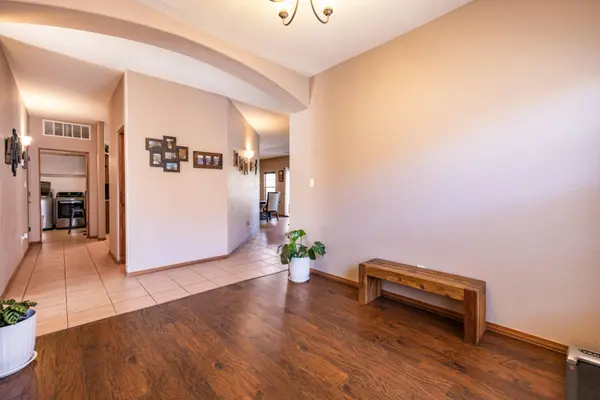 7715 Brianne AVE NW, Albuquerque, NM 87114
