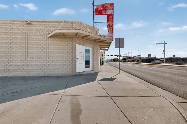5701 Central AVE NE, Albuquerque, NM 87108
