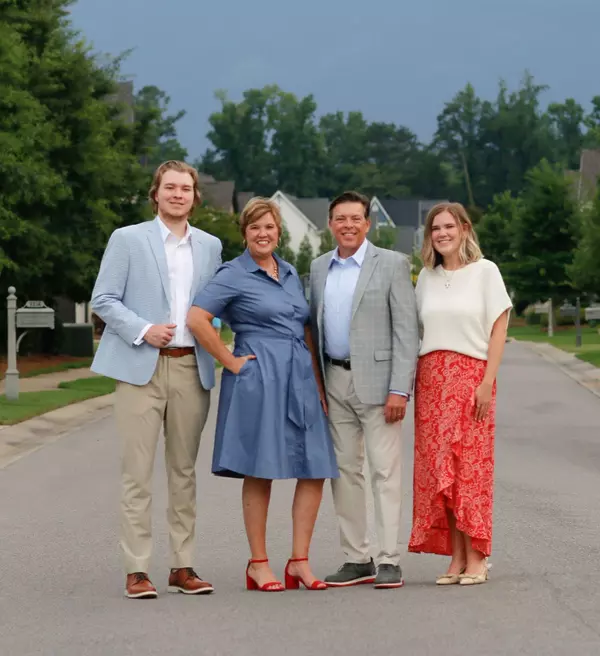P4 Realty Partners Named One of the Top Performing Teams at KW Hoover in September
