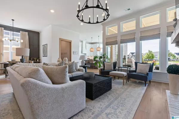 1040 CLIFTON ROAD, Hoover, AL 35244